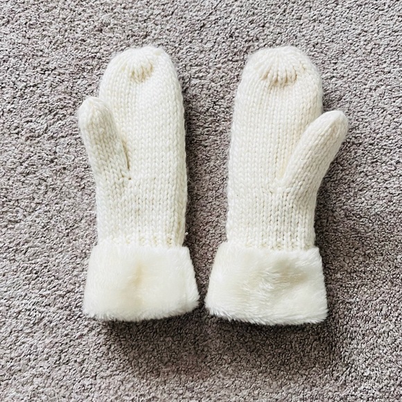 White Faux Fur Mittens - Picture 3 of 3